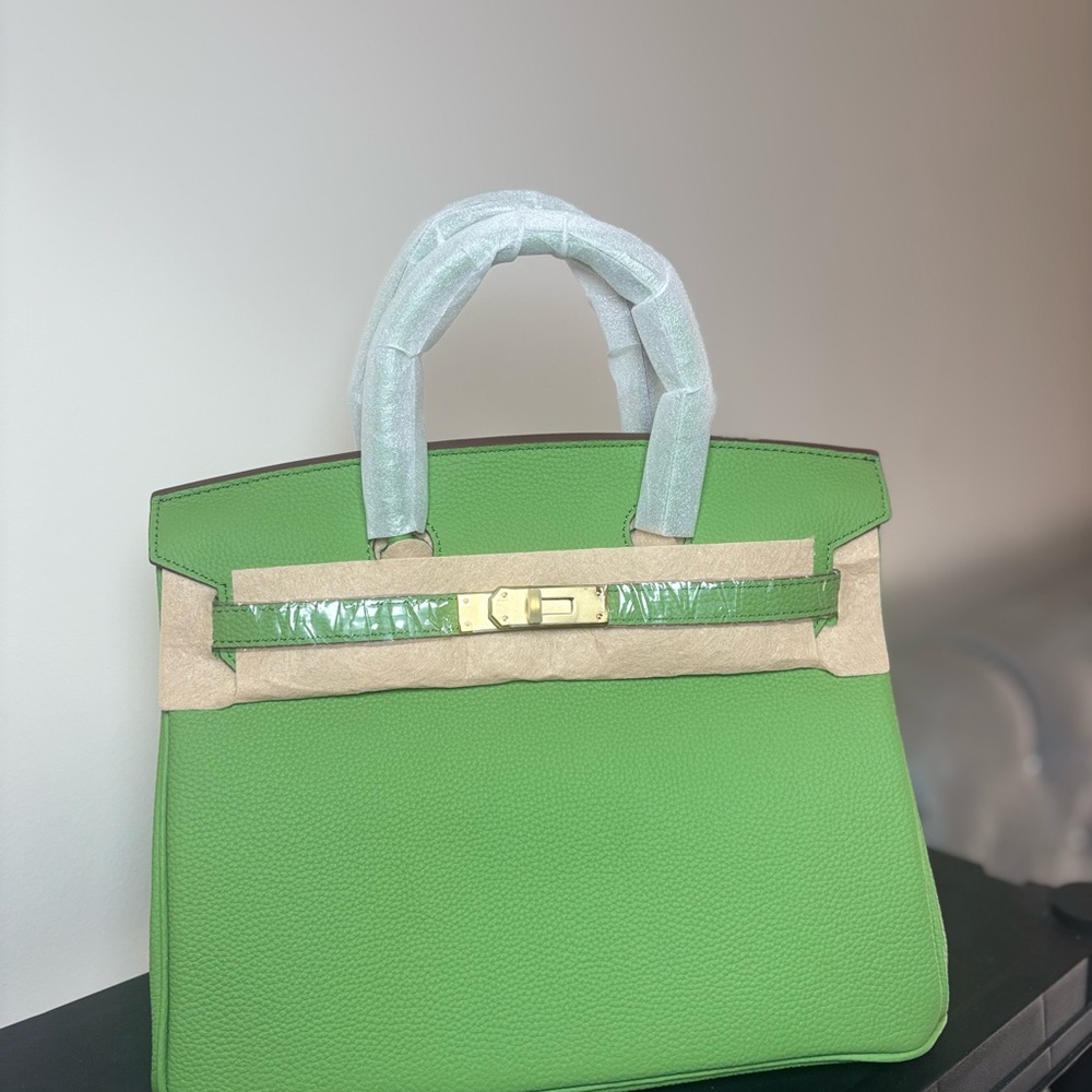 Avocado green genuine leather wirkin - Picture 2 of 5